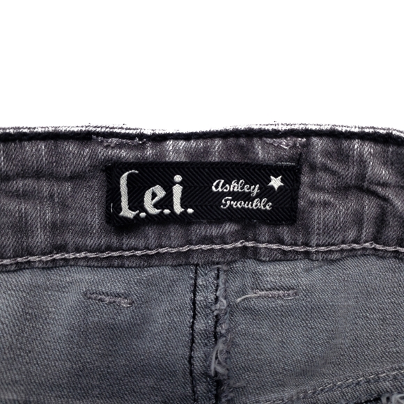 l.e.i. Vintage Haley Denim Mini Skirt - Picture 6 of 6